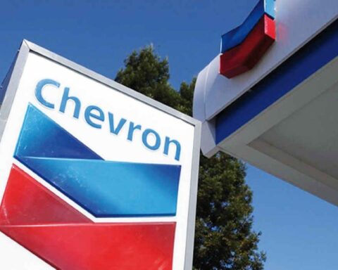 Chevron asks OFAC to renew license in Venezuela and proposes to expand business