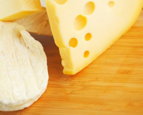 Colombian cheeses, how many varieties are there and what preparations can be made?