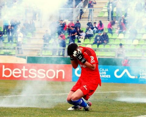 Commotion in Chile!  A goalkeeper, hit by firecrackers