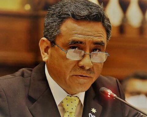 Congress ratifies that reconsideration on censorship of Huerta will be on Wednesday