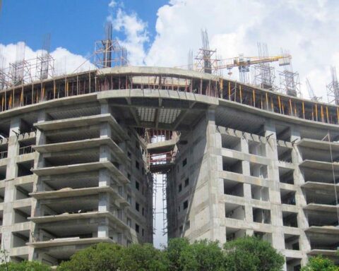 ¡Sector Construcción! No cambios bruscamente a reglas de juego