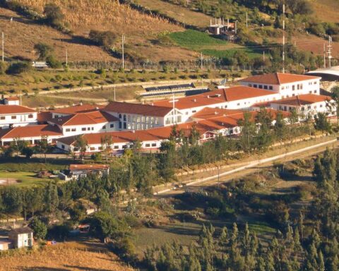 Diospi Suyana, the hospital with top technology that charges four soles per medical appointment