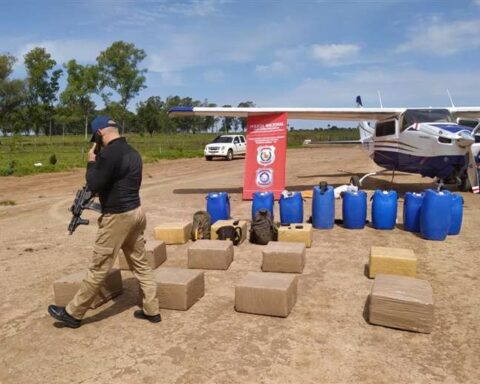 Dircabi says that he never had the seized plane under his power;  in Paraguay they investigate her for another drug delivery