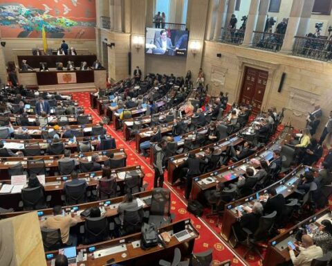 Economic commissions of the Senate and House approve the amount of the Budget