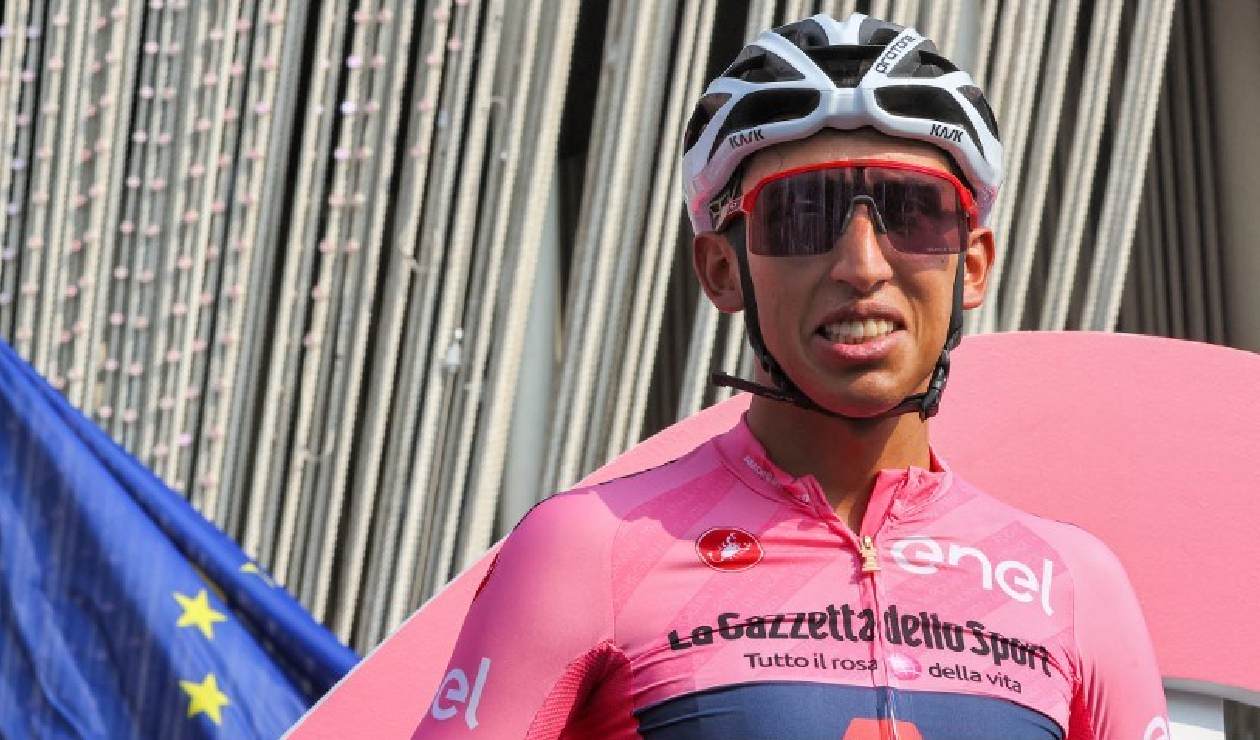 Egan Bernal underwent successful surgery on his right knee