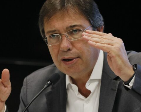 Eletrobras will seek real growth "no strings attached to a state"