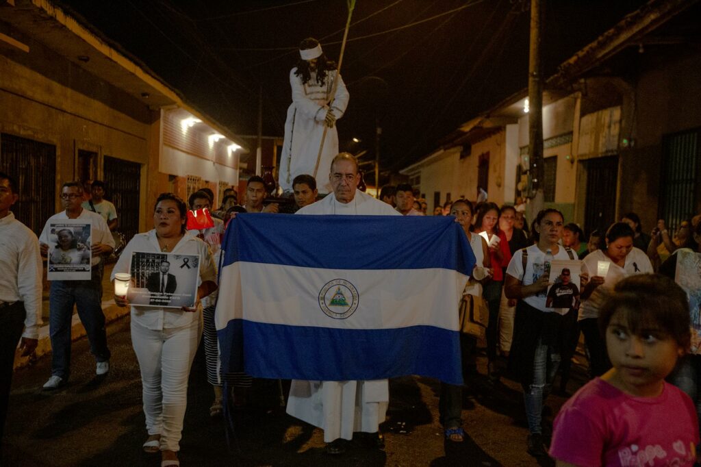 Father Edwin Román: "To denounce and condemn the dictator Ortega and his wife is to make a homeland"