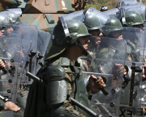 Federal troops will act in 575 locations in 11 states