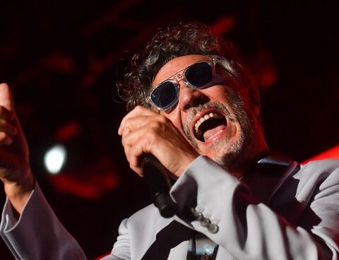 Fito Páez celebrated and moved with the 30 years of the "love after love"