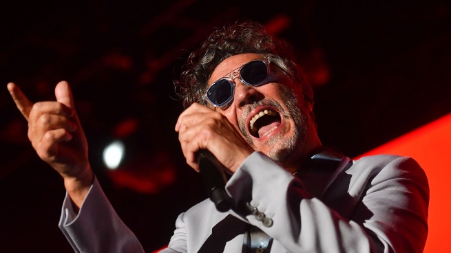 Fito Páez celebrated and moved with the 30 years of the "love after love"