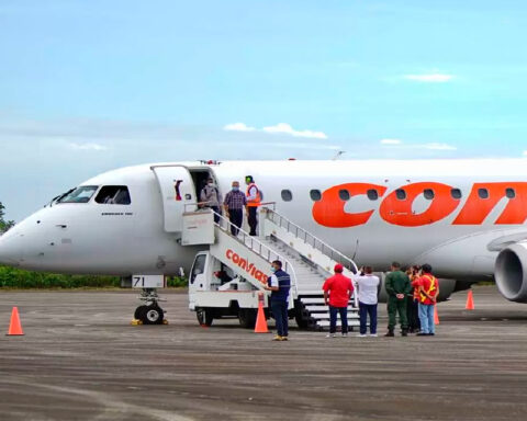 Flights between Venezuela and Colombia start next #26Sep