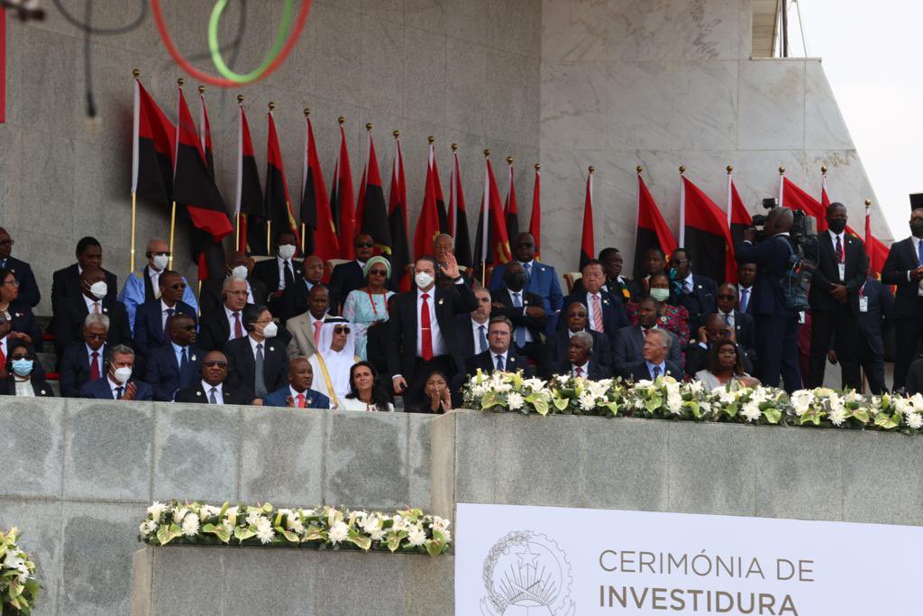 Foreign Minister Faría participates in the inauguration of Joāo Lourenco