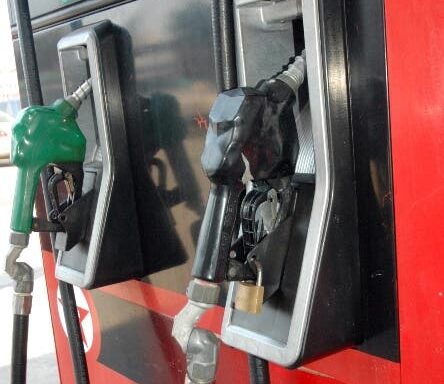 Estación de combustible funcionaba con siete dispensadores alterados