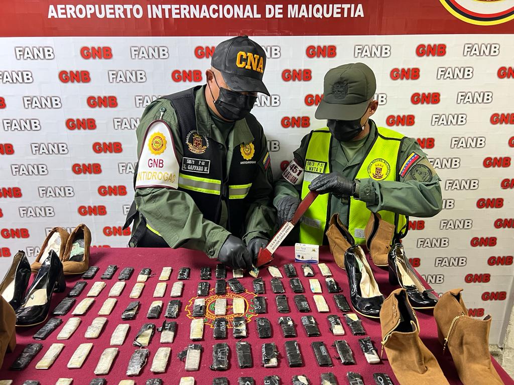 GNB seized 84 cocaine wrappers at the Maiquetía Airport