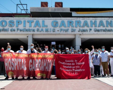 Garrahan Hospital workers carry out a strike this Thursday