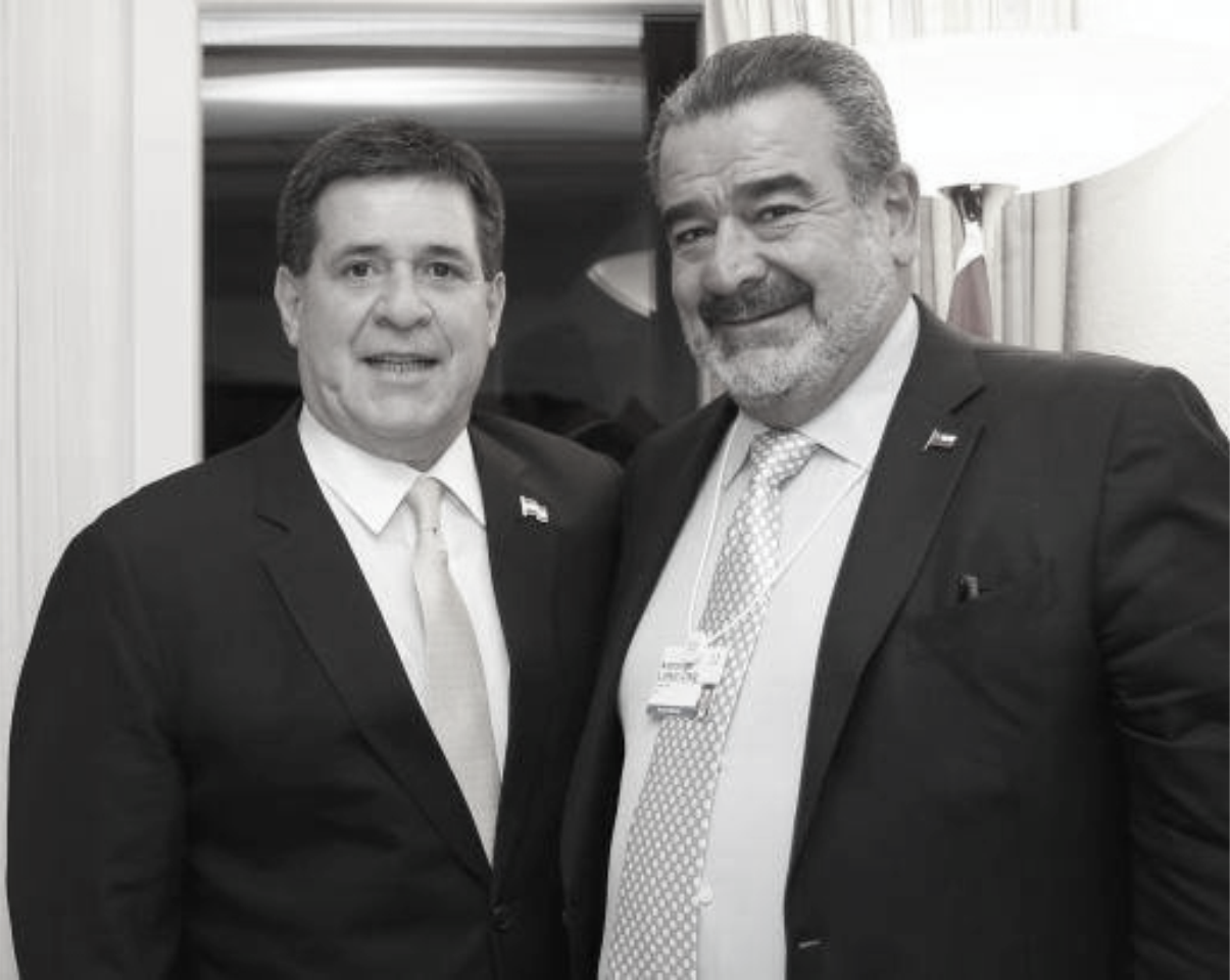 Horacio Cartes and his Chilean partner Luksic would be usurping land with a false title.