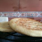 How many varieties of arepas are there in Colombia?