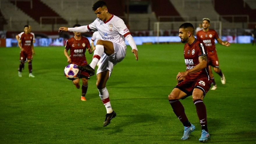 Huracán defeats Central Córdoba and chases Atlético Tucumán