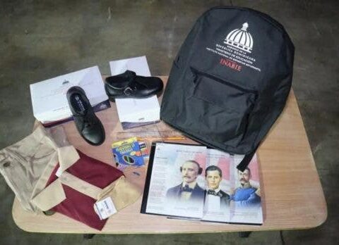 INABIE espera completar entrega de kits escolares en el fin de semana