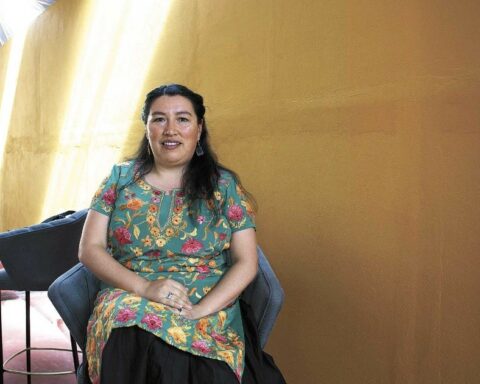 “If languages ​​are seen as one more element of folklore, we are fried”: Yásnaya Aguilar