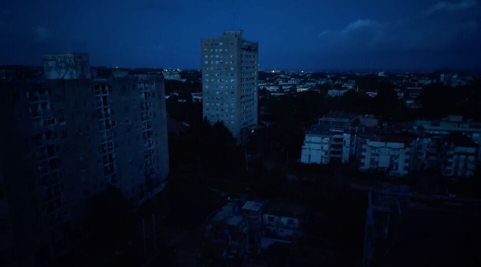 In Cuba, electricity gradually returns to areas near hospitals