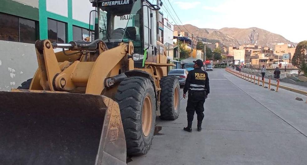 In Huancavelica, police recover stolen front loader valued at 80 thousand dollars