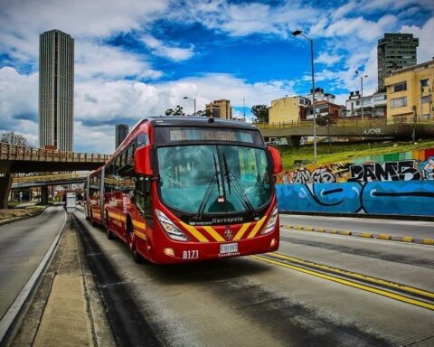 In the face of a financial crisis, they ask for a zero rate for TransMilenio, what is the proposal like?