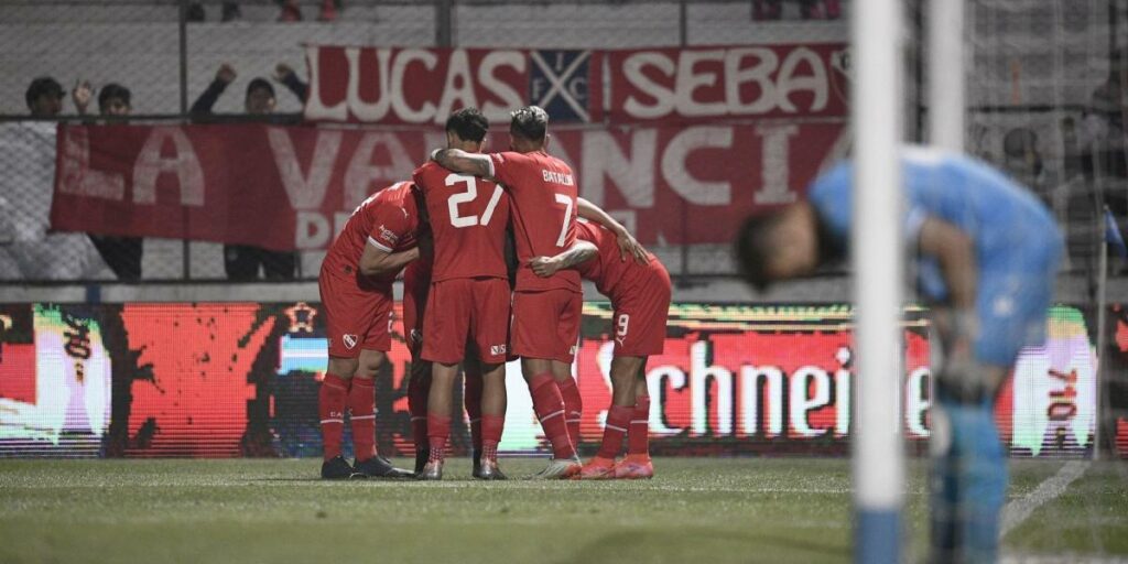 Independiente beats Vélez and completes the quarters