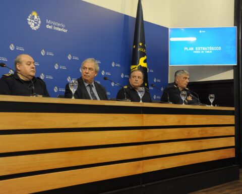 Interior dismantled 58 drug outlets between July and August