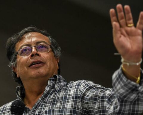 Intervening the Creg: reactions for and against