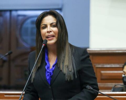 JEE del Callao determines that Patricia Chirinos violated the principle of electoral neutrality