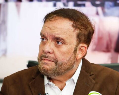 JPP congressmen reject alleged acts of violence by Gonzalo Alegría and ask the party to take action