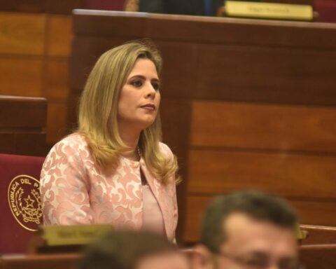 Kattya González: «We are not unconditional allies of anyone»