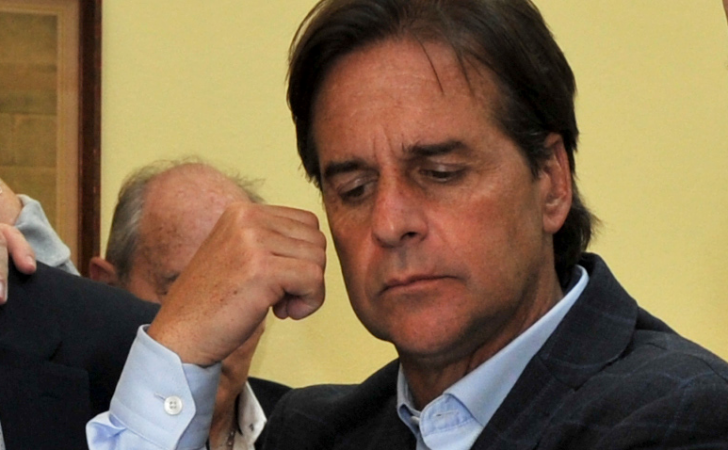 Lacalle Pou says he is not lying and that "he was not informed" about Astesiano's background