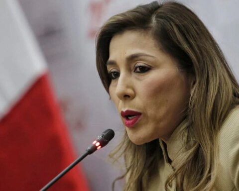 Lady Camones: "I have been censored for not giving in to requests"