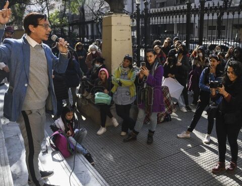 Lengüitas joined the Acosta: they demand food and against mandatory labor practices