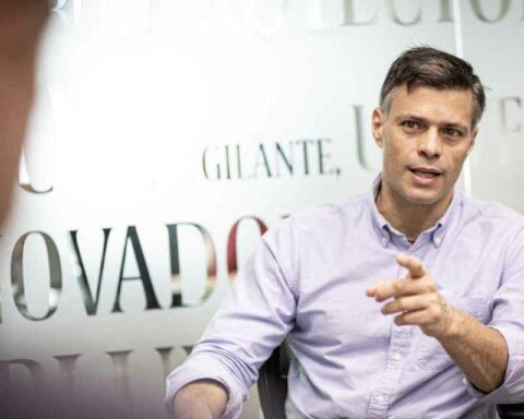 Leopoldo López denies connection with Monómeros and accuses Rodríguez Laprea of ​​allying with Maduro