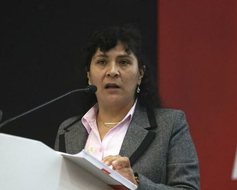 Lilia Paredes: rescheduled for the second time hearing of impediment to leave the country