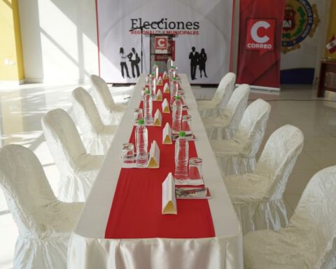 Look here what was the debate of candidates for the province of Huancayo