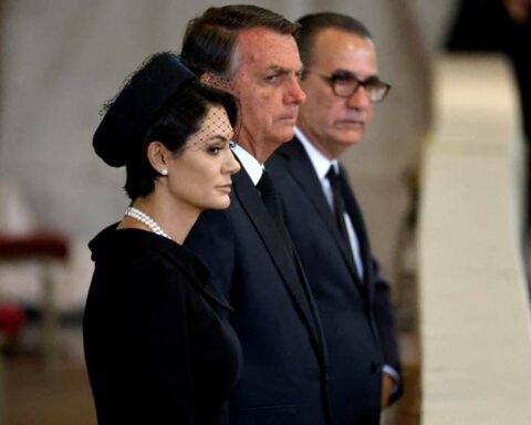 Lula accuses Bolsonaro of traveling to Isabel II's funeral to campaign