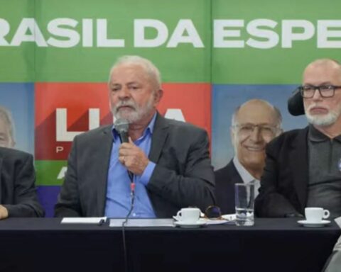Lula says he will hold conferences for people with disabilities