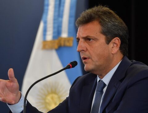 Massa announced a dollar to 200 pesos for grain exports