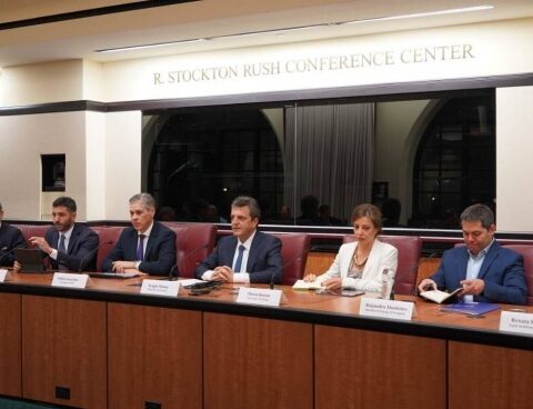 Massa: "We have to work to fulfill the commitments with the IMF"