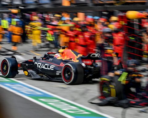 Max Verstappen wins at home