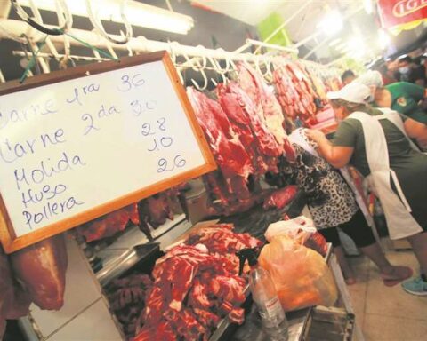 Merchants announce beef price rise from next week