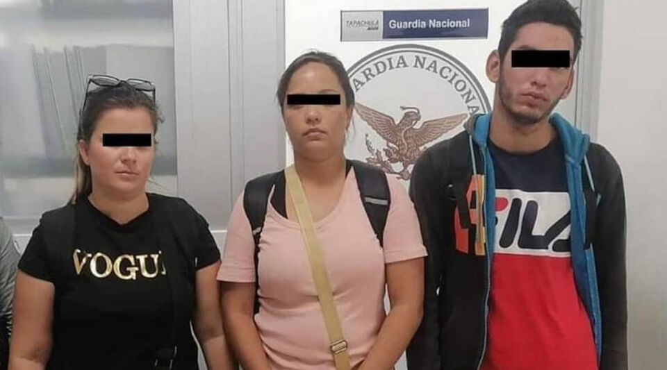 Mexican authorities arrest three Cubans with $50,000 undeclared