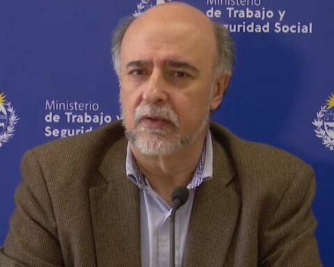 Mieres understands that unemployment is due to salary, but not due to scarcity and against the pension reform