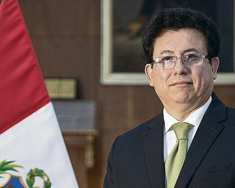 Miguel Rodríguez Mackay would have resigned from the Ministry of Foreign Affairs