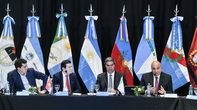 Minister De Pedro and governors of the Norte Grande begin a tour of the US