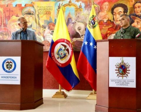 Ministers of Defense of Colombia and Venezuela agree to install binational tables